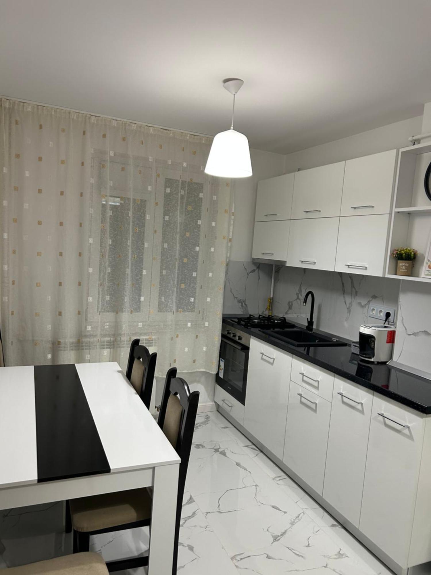 Apartament Central Ramnicu Valcea Exterior photo