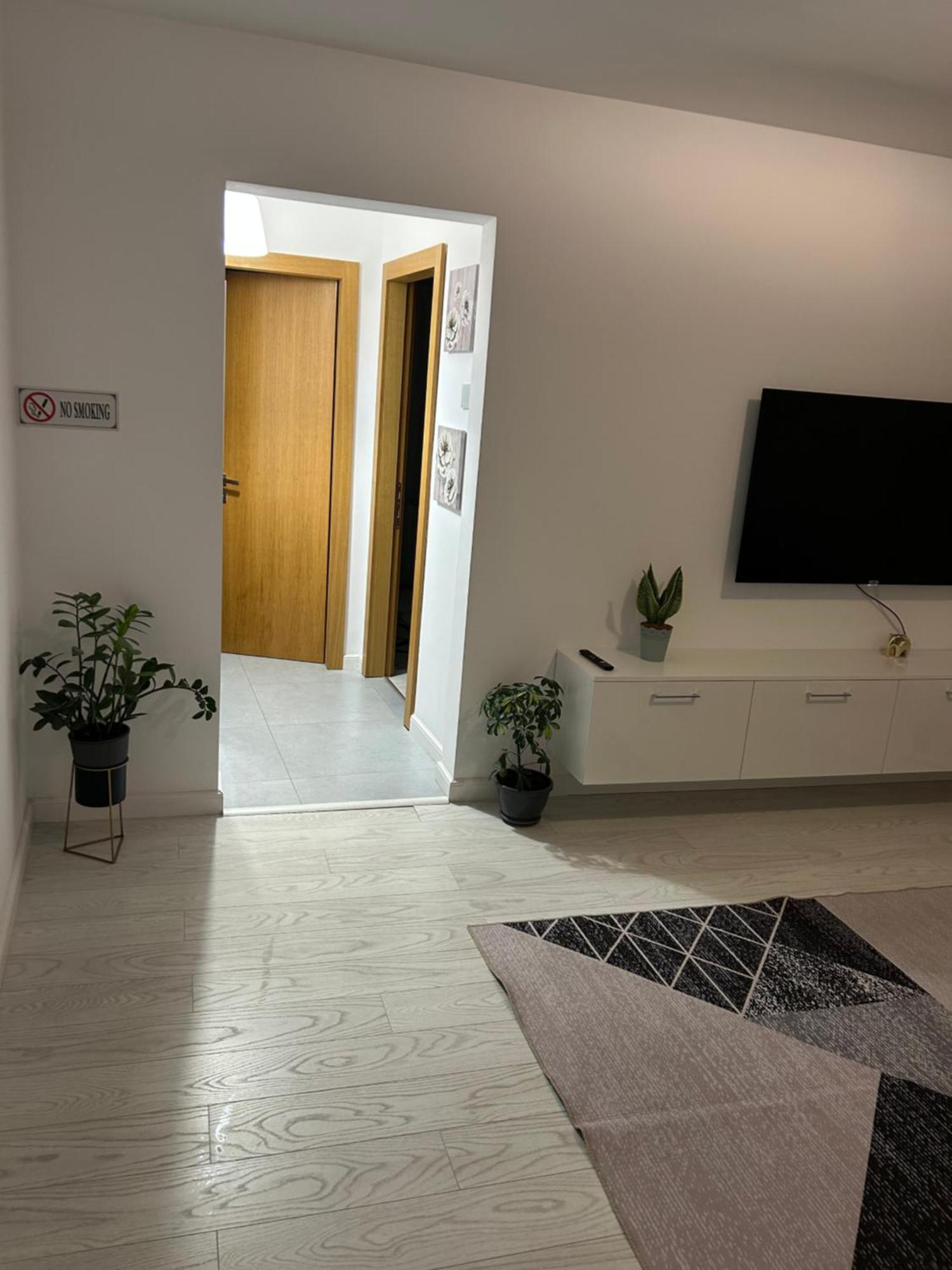 Apartament Central Ramnicu Valcea Exterior photo